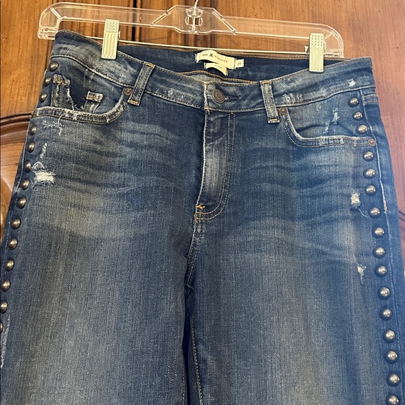 Like NEW MM Vintage Dark Wash Blue Wide Flare Stud Detail leg Distressed Jeans29 - Picture 8 of 14